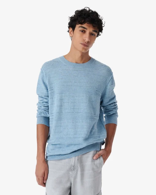 ROUND-NECK SWEATER