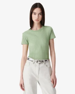 SHORT-SLEEVED T-SHIRT