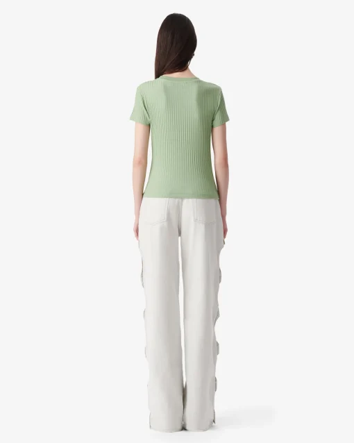 SHORT-SLEEVED T-SHIRT